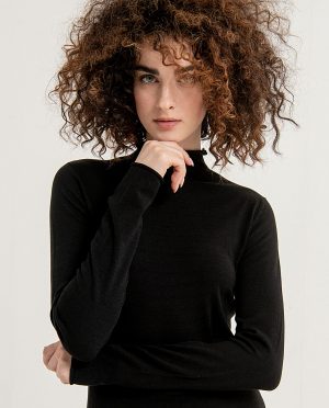 Surkana - Trui - Colkraag - Black - Uniek Ladies