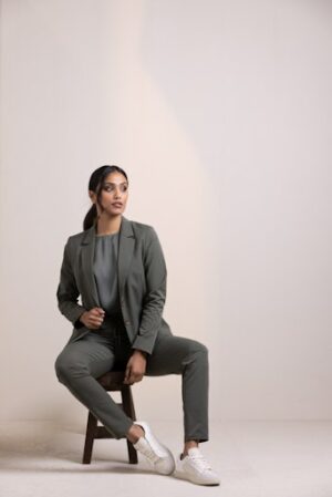 &Co Woman - Penny Pants - Army - Travelstof - Uniek Ladies