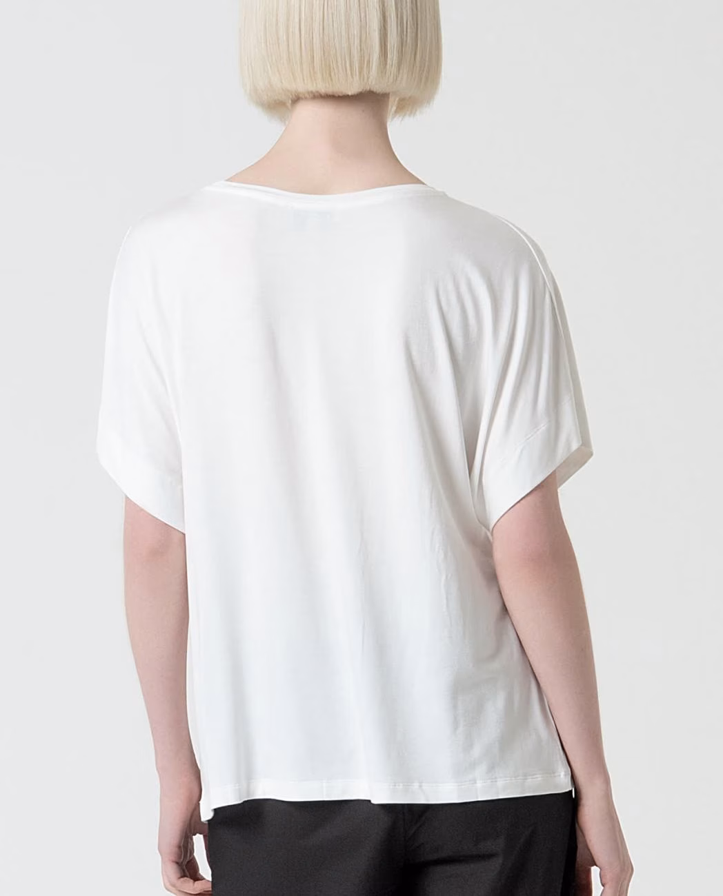 T-shirt V-hals losvallend model Boothals White - Surkana