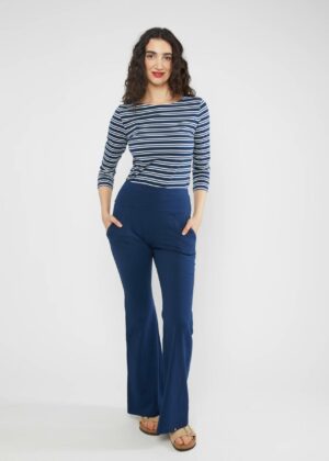 Broek Logo Easy Flared - Everything in dark uktramarine blue - Blutsgeschwister